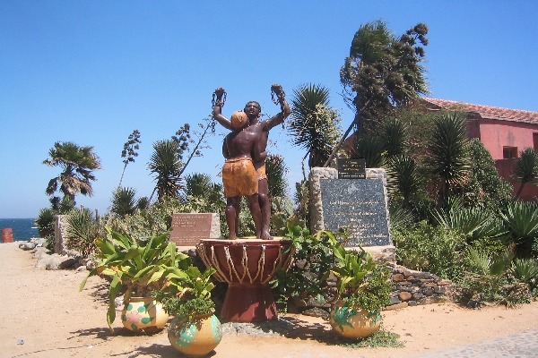Article : Commer&ccedil;antes de Gor&eacute;e, je vous salue !
