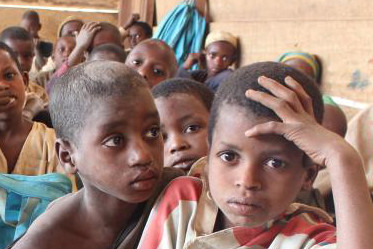 Article : Rencontres sur le chemin de l&rsquo;&eacute;cole au Cameroun