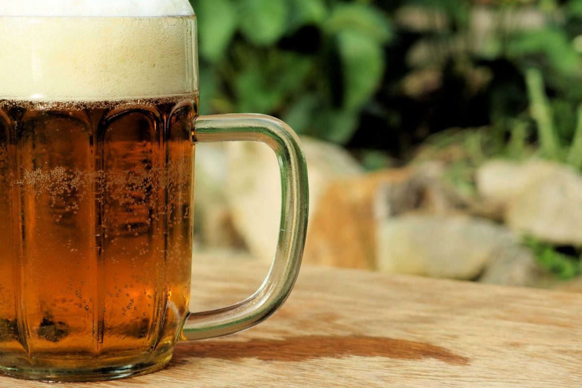 Article : La bi&egrave;re, le liquide le plus pr&eacute;cieux au Cameroun