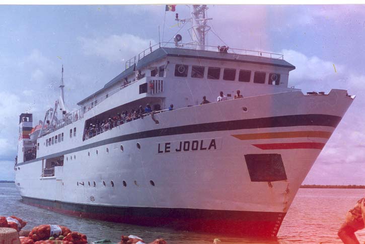 Article : En attente du Diola
