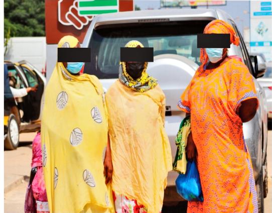 Article : Mendicit&eacute; f&eacute;minine : des femmes aux aguets du luxe