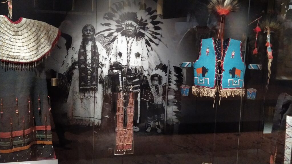 Article : Les autochtones d'Am&eacute;rique : l'exposition sur la piste des Sioux d&eacute;construit les clich&eacute;s