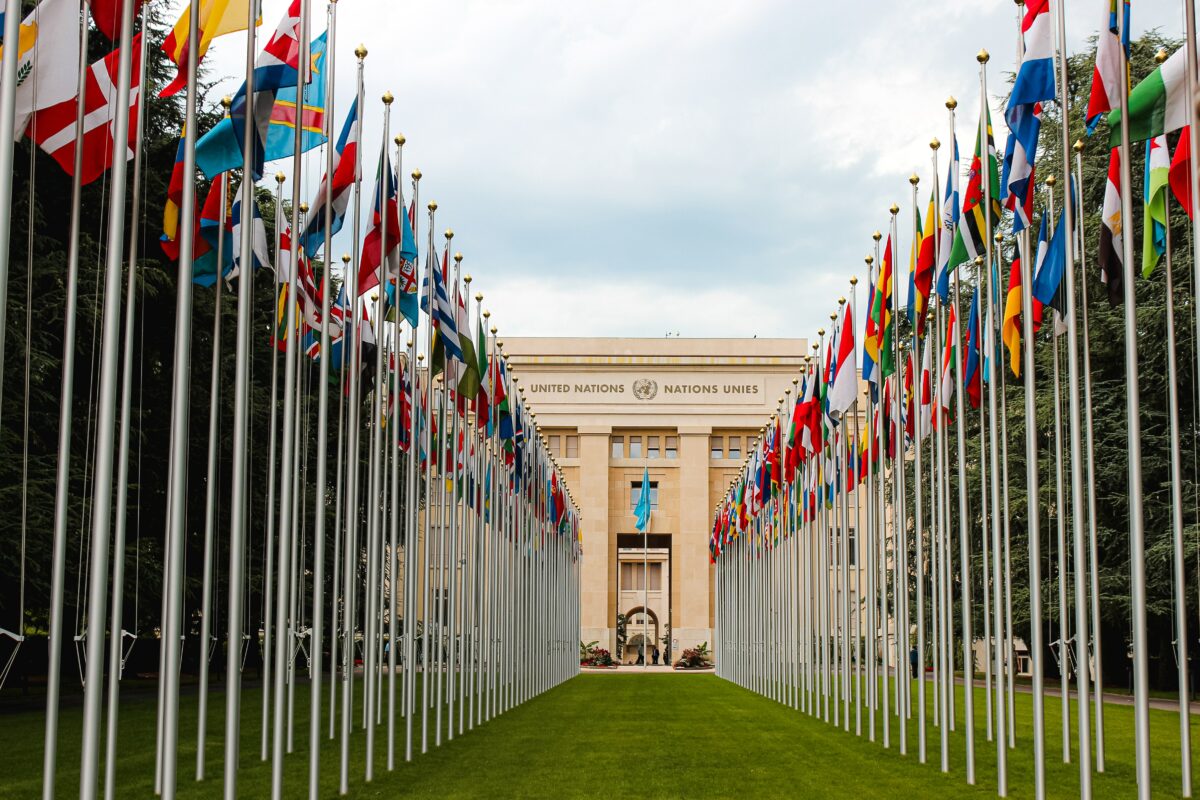 Article : Lancement du rapport 2022 de l&rsquo;ONU SIDA : &laquo; la riposte mondiale au sida est gravement menac&eacute;e &raquo;