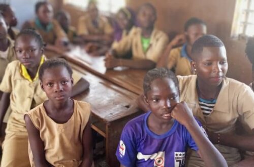 Article : B&eacute;nin : quand le maintien des filles &agrave; l&rsquo;&eacute;cole passe par des sensibilisations sur la m&eacute;narche