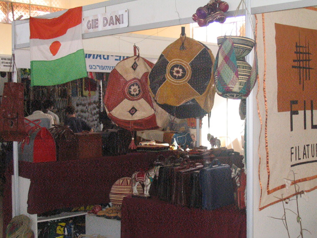 Article : Burkina Faso : quand les putschs &agrave; r&eacute;p&eacute;tition chamboulent le calendrier du grand Salon international de l&rsquo;artisanat de Ouagadougou