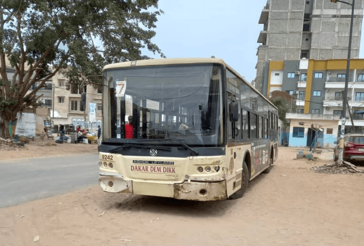 Article : Dakar Dem Dikk, un transporteur d'amour