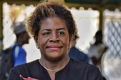 Article : Ha&iuml;ti : La ministre Emmelie Proph&egrave;te, symbole de l&rsquo;incomp&eacute;tence