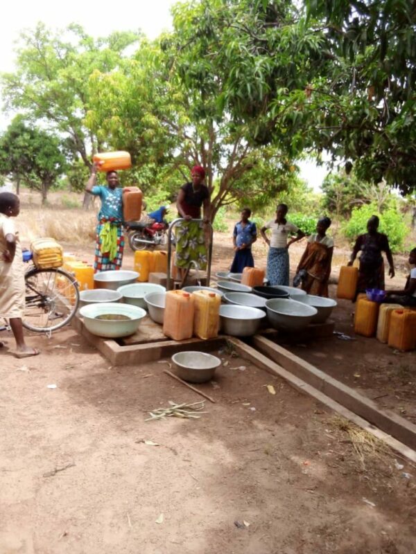 Article : B&eacute;nin : L&rsquo;eau potable, une denr&eacute;e qui se rar&eacute;fie &agrave; Tobr&eacute;