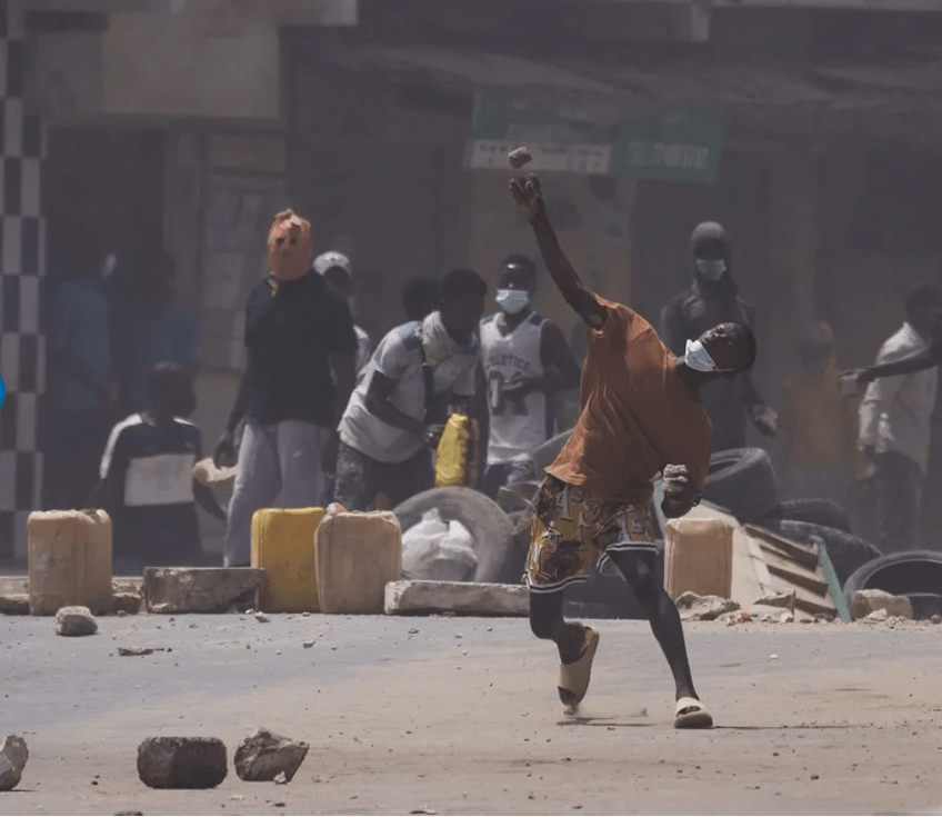 Article : Le S&eacute;n&eacute;gal en zone de turbulences : temporalit&eacute; et prospective