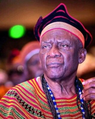 Article : Ni Jonh Fru Ndi, le v&eacute;t&eacute;ran et historique opposant camerounais, est mort