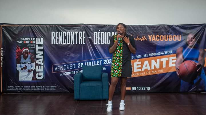 Article : &laquo; G&eacute;ante &raquo;,  l&rsquo;autobiographie d&rsquo;Isabelle Yacoubou, retra&ccedil;ant ses succ&egrave;s et d&eacute;boires