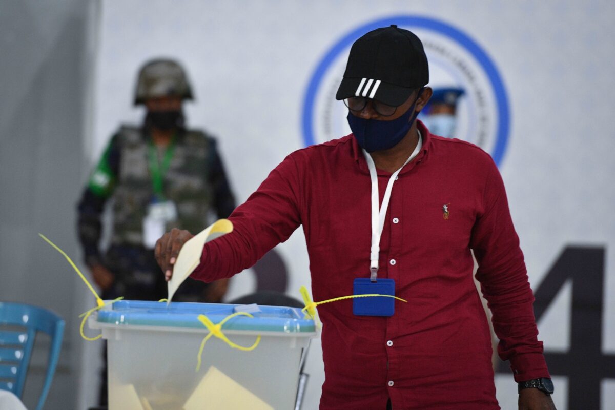 Article : Des observateurs ivoiriens aux &eacute;lections s&eacute;n&eacute;galaises&hellip;