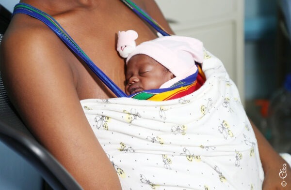 Article : C&ocirc;te d&rsquo;Ivoire : une approche innovante pour la r&eacute;duction de la mortalit&eacute; n&eacute;onatale