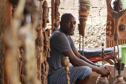 Article : Burkina Faso : &Agrave; la rencontre d'Abou Sidib&eacute;, l'artiste qui donne une &acirc;me aux objets